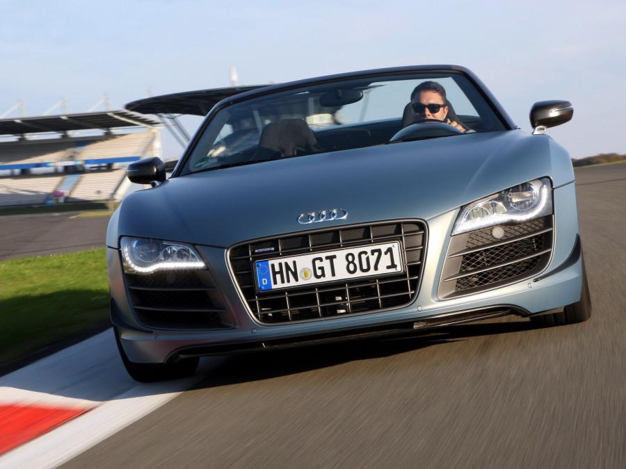  Audi R8 GT Spyder 2011 года  (EU) (фото 31 из 31)